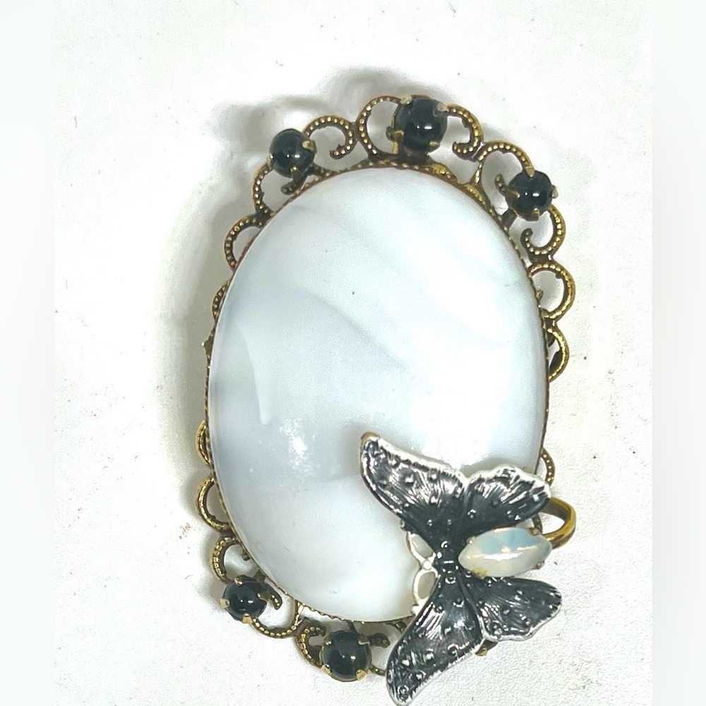 Original by Robert Brooch/Pendant